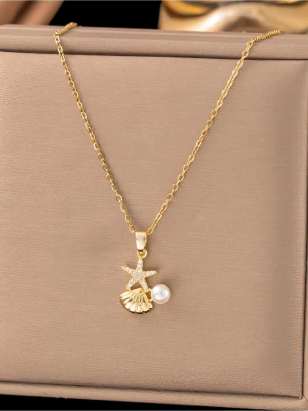 Gold Starfish & Shell Pendant Necklace with Pearl Accent - Women's Jewelry